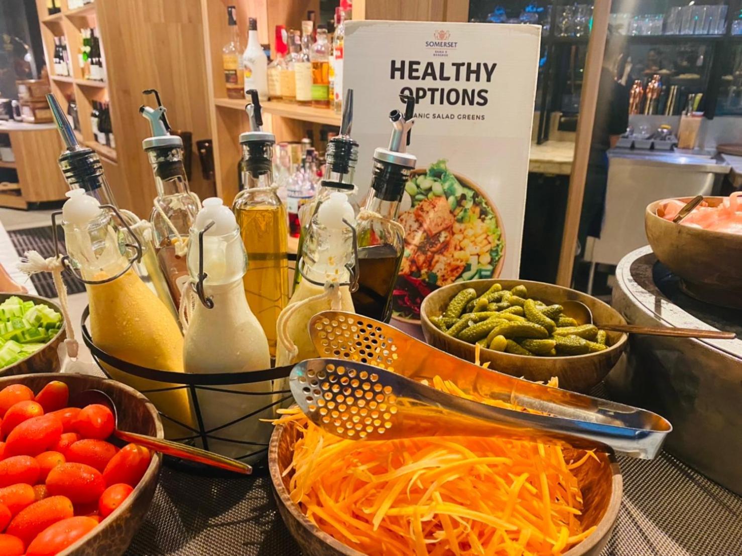 Somerset Rama 9 Банкок Екстериор снимка Healthy options at a buffet